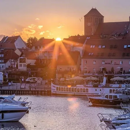 公寓 Hafenhaus Anglerdomizil 瓦伦