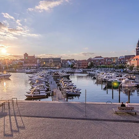 Hafenhaus Anglerdomizil * 瓦伦